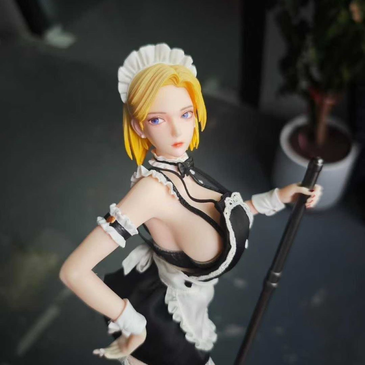 1/6 Bathroom Maid Spy x Family Yor Forger Figure Statue