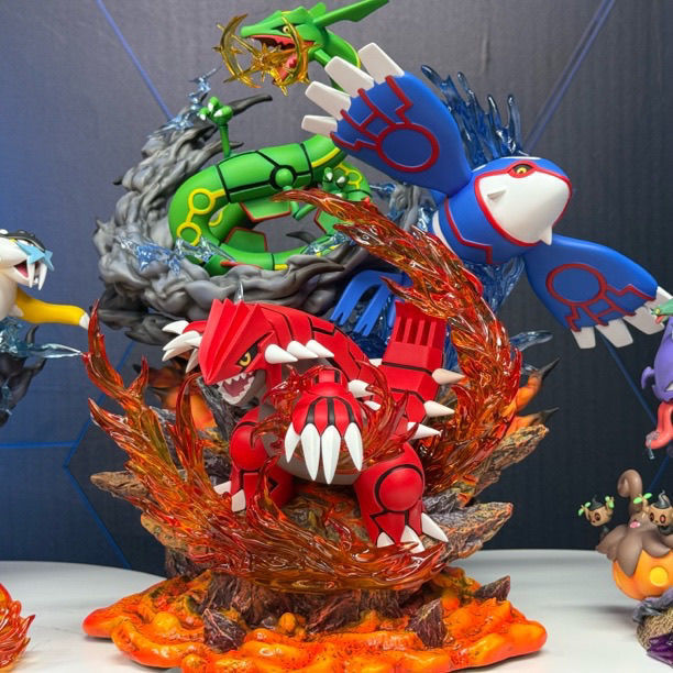 Pokemon Hoenn Trio Scene GK Evolution Figure Glowing Model Statue