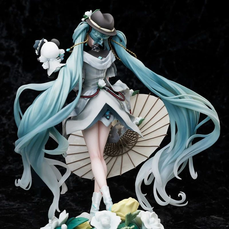 New Panda Hatsune Miku Dorothy 2D Anime Girl GK Figure Gift