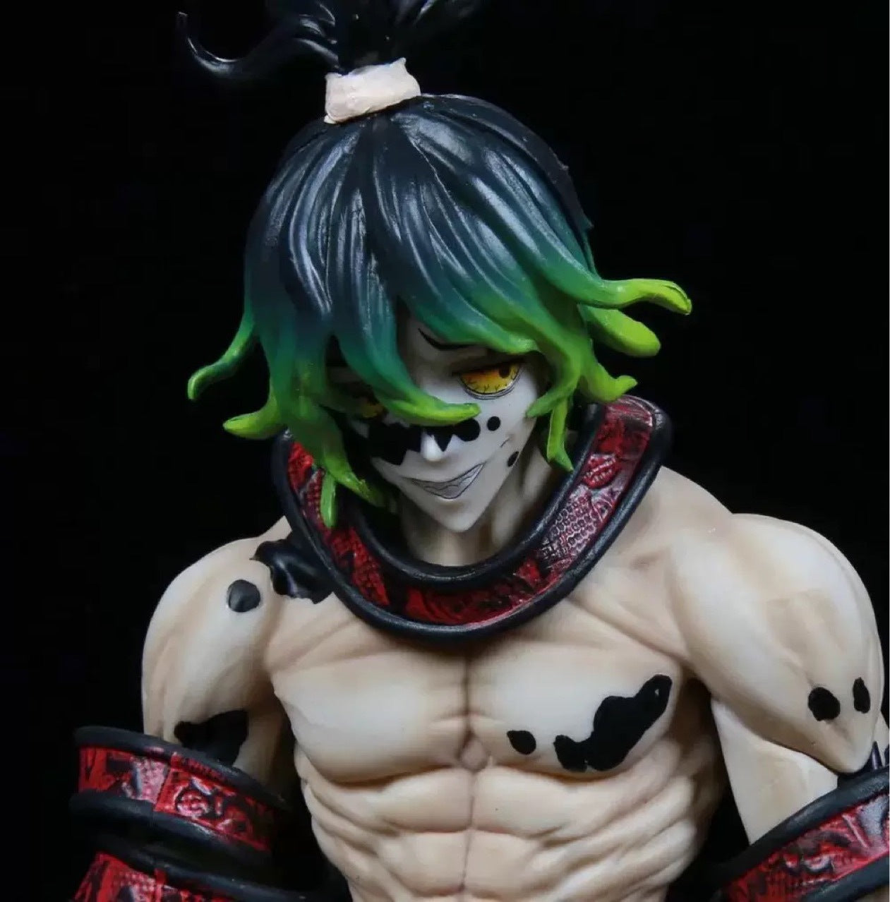 Demon Slayer Kokushibo Daki Gyutaro Hand Figure Model