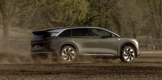 2026 Lucid Gravity - Luxury Electric SUV with High Performance and Advanced Off-Road Features