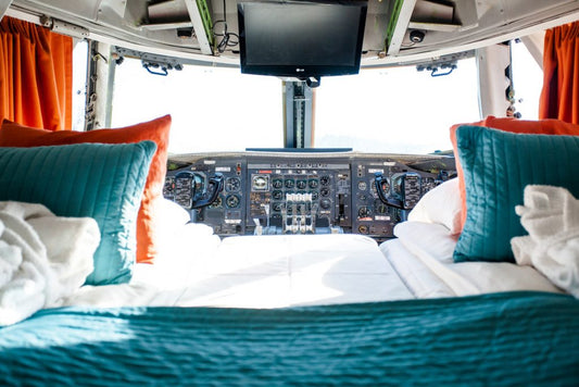 📢 Jumbo Stay Hotel Closure: Unique Boeing 747 Experience in Stockholm Ends with Bankruptcy