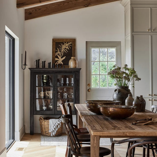 📢 7 Popular Antiques to Buy in 2025 – Embrace Vintage Charm with Unique Decor Pieces