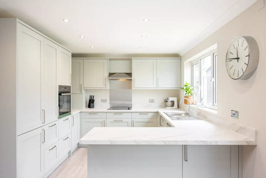 📢 Extend the Life of Your Laminate Countertops – Essential Repair Tips for Stains, Peeling & Scratches