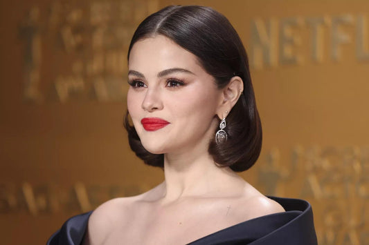 Selena Gomez's Sparkling Merlot Mani – Perfect Deep Red Nail Color