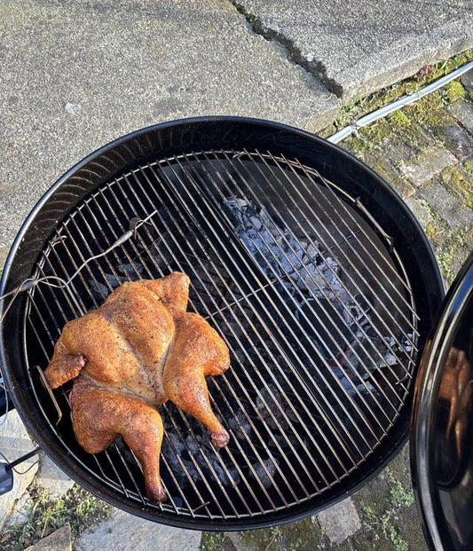 Grilling Chicken on a Weber – Top Tips for Juicy Meat, Crispy Skin & Smoky Flavor