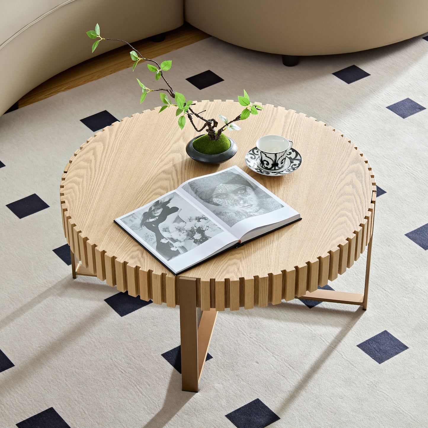 Modern Handcraft Drum Coffee Table 31.5 inch Round Coffee Table for Living Room,Small Coffee Table with Sturdy Pedestal,Natural Ash image 4