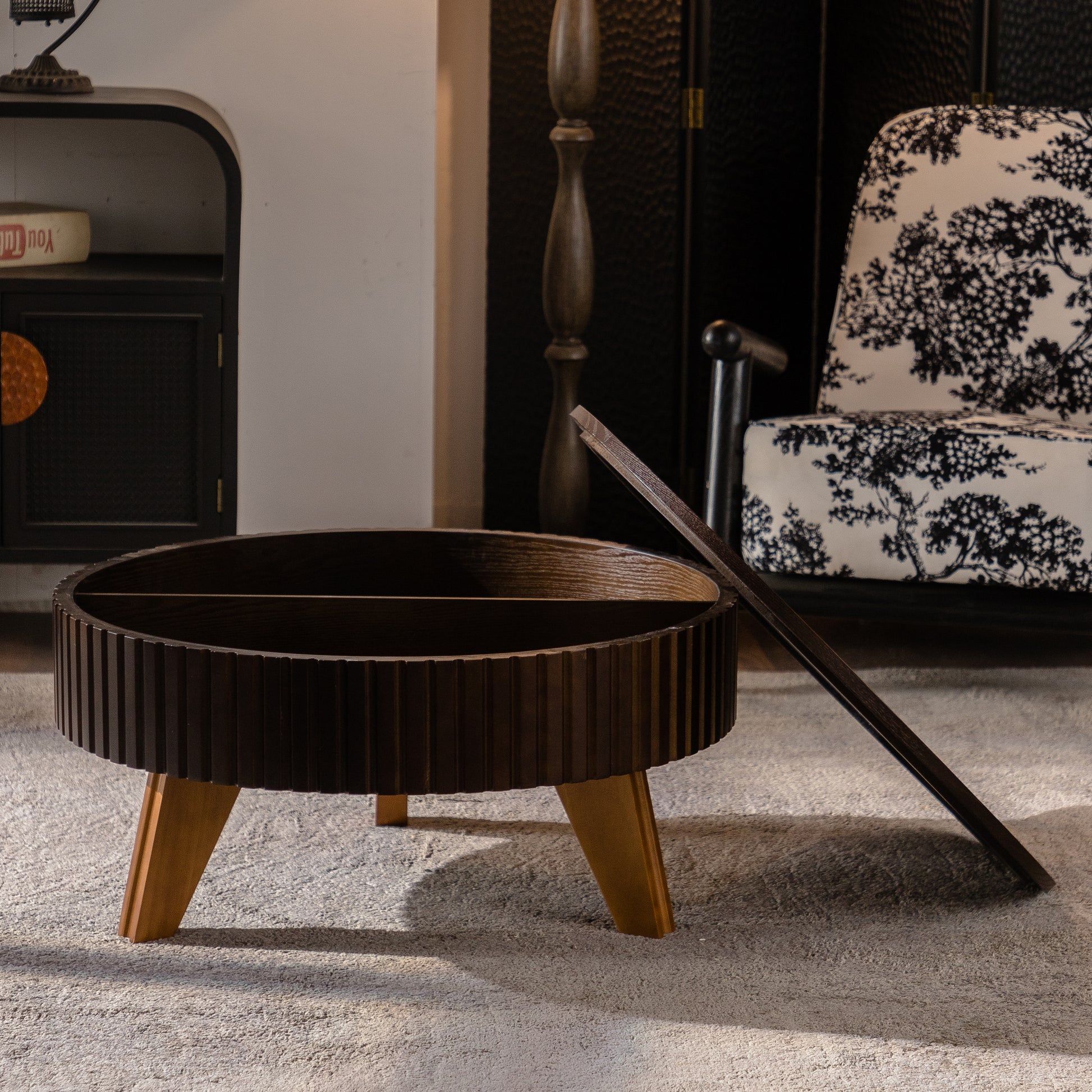 31.5" Retro Round Coffee Table with Storage Space, Suitable for Living Room and Office, Brown image 6