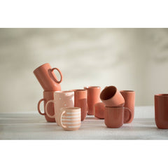 13.5 OZ Ceramic Peach Coffee Mug with Wooden Lid – Elegant & Functional Drinkware