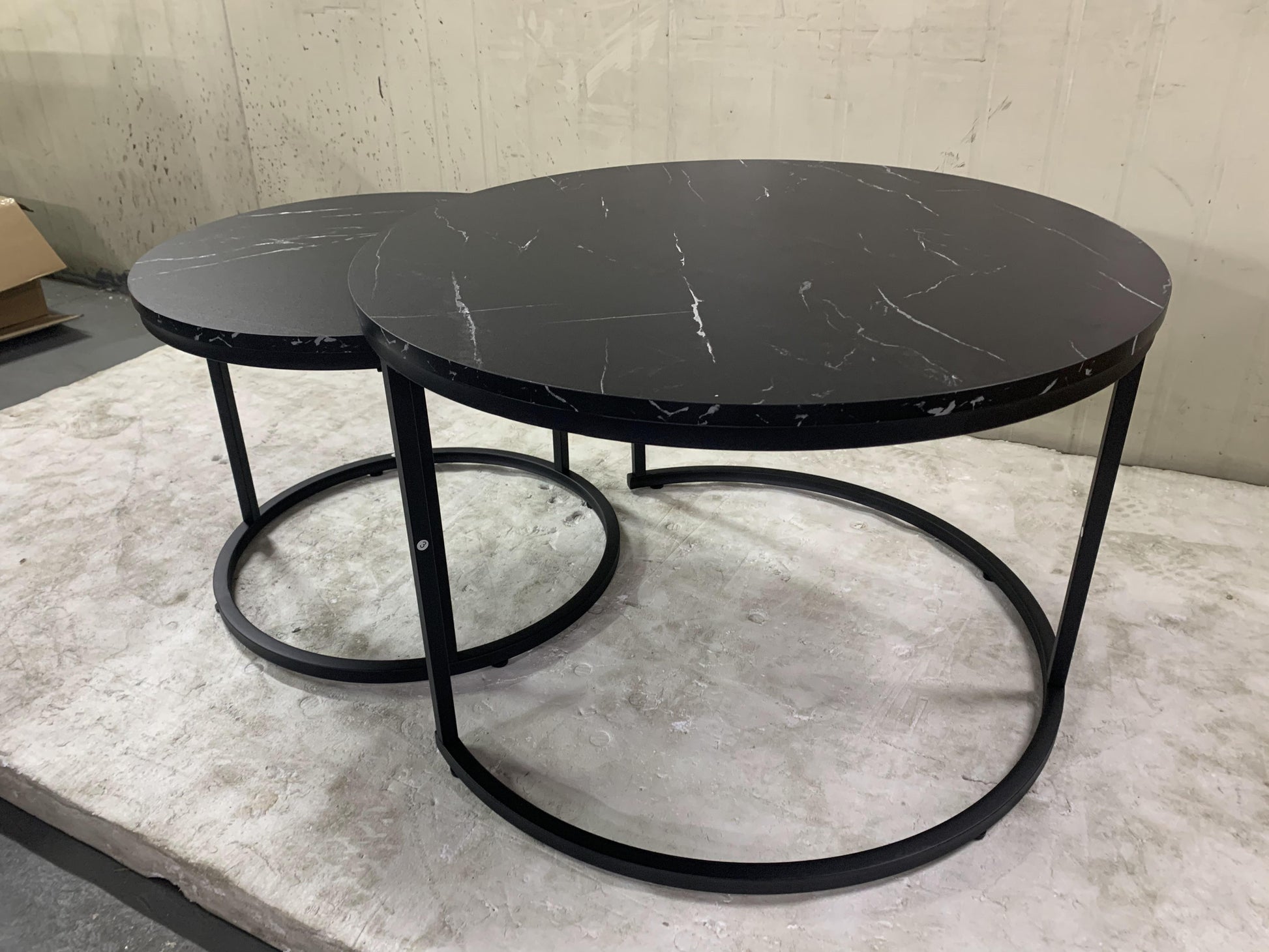 27.6" Nesting Coffee Table Set of 2, Round Coffee Table Wood Marble Pattern Top with Sturdy Metal Frame, End Table Side Tables for Living Room Bedroom Balcony Yard (Black) image 4