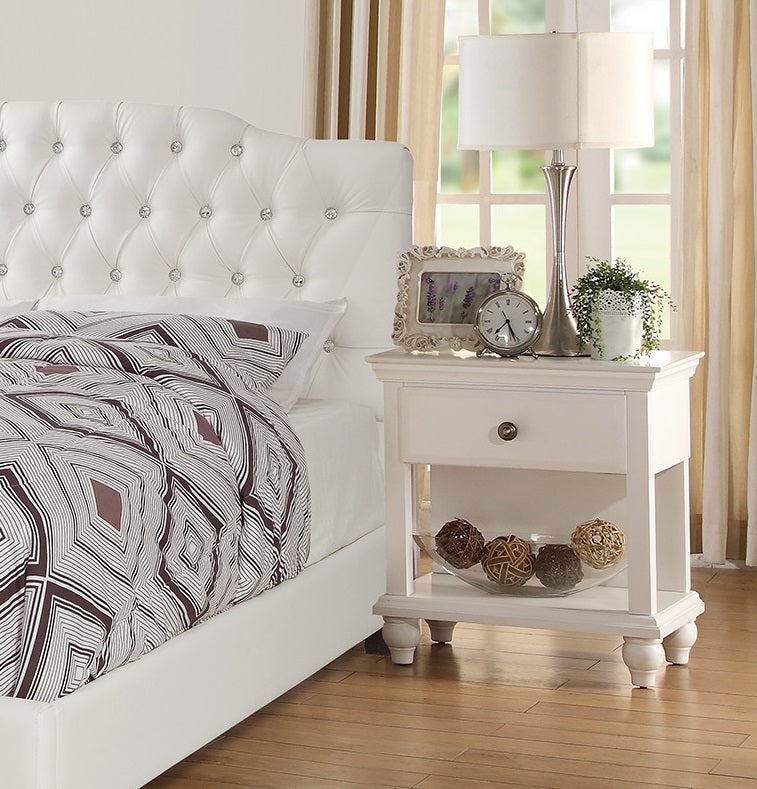 White California King Size Bed 2x Nightstands Panel Headboard Footboard Classic 3pc Bedroom Furniture Set image 5