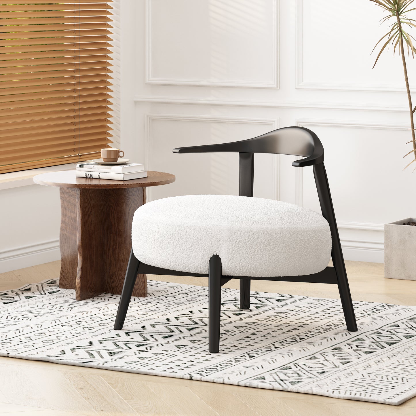 ACCENT CHAIR image 2