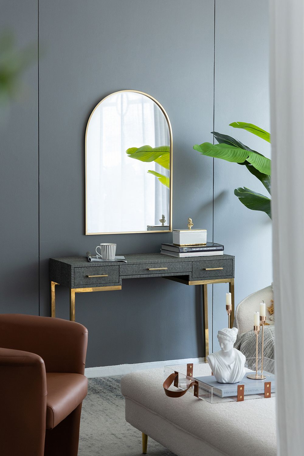 24" x 36" Arched Accent Mirror with Gold Metal Frame for Bathroom, Bedroom, Entryway Wall image 12