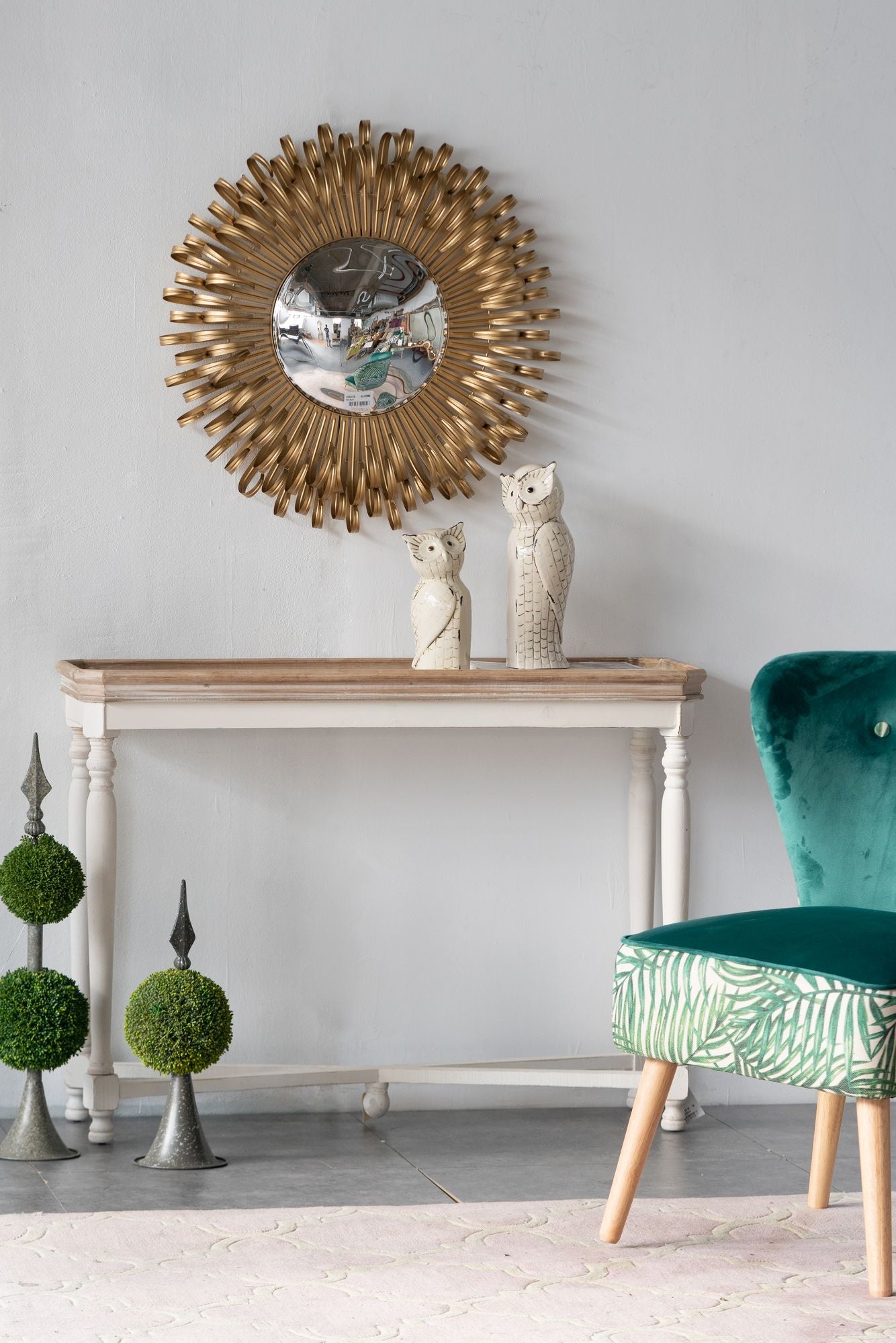 Golden sunburst mirror modern living room
