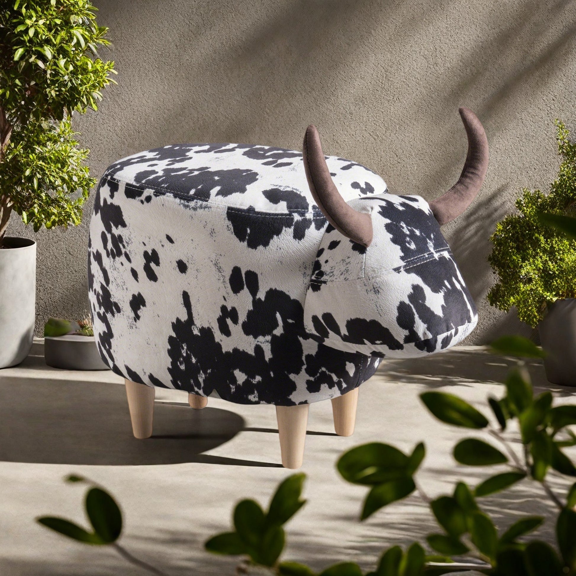 Animal Ottoman/Footstool, Black and White Cow-Shaped Ottoman, Modern Ottoman, Modern Accent Stool Home Decor, Suitable for Living Room, Bedroom, Porch, Garden, Backyard, Balcony image 10