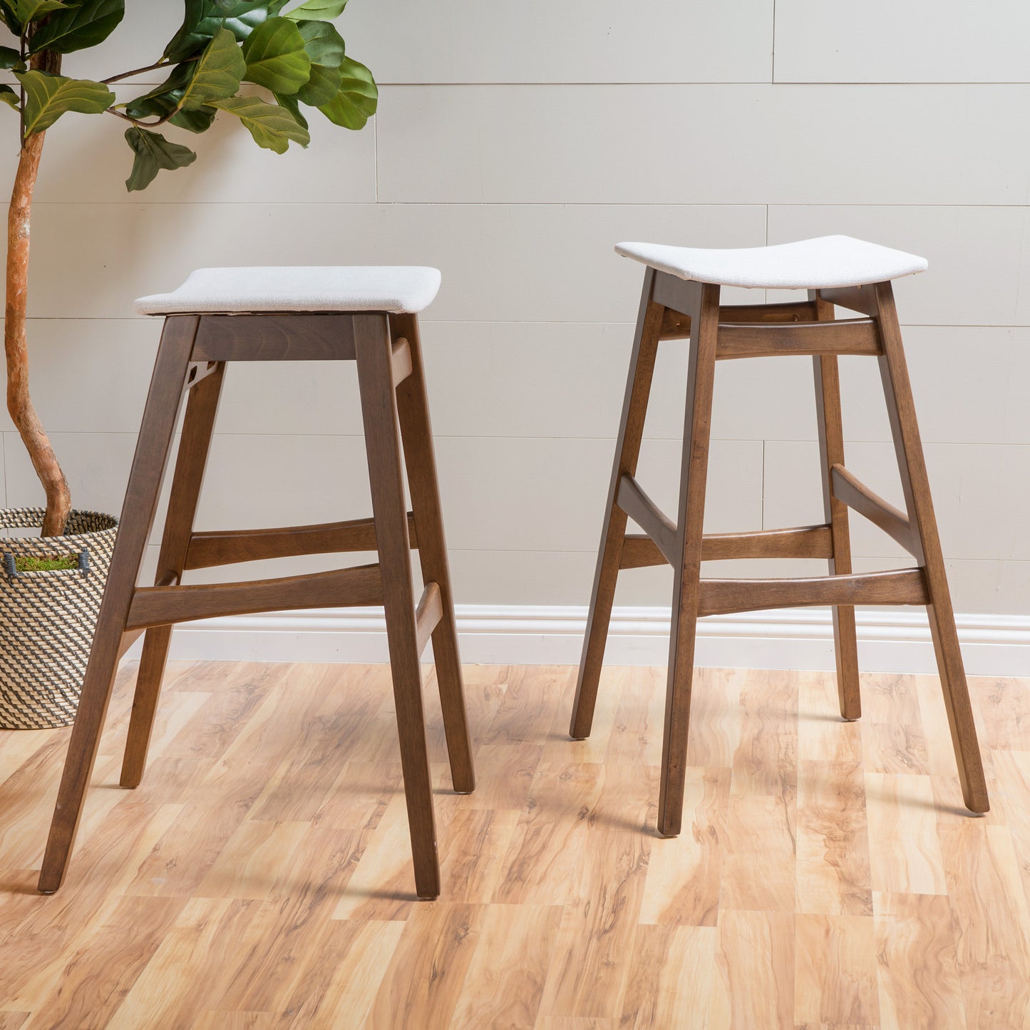 BAR STOOL image 1