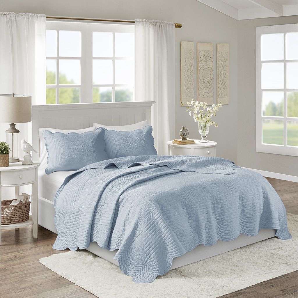 3 Piece Reversible Scalloped Edge Quilt Set Blue King/Cal King image 11