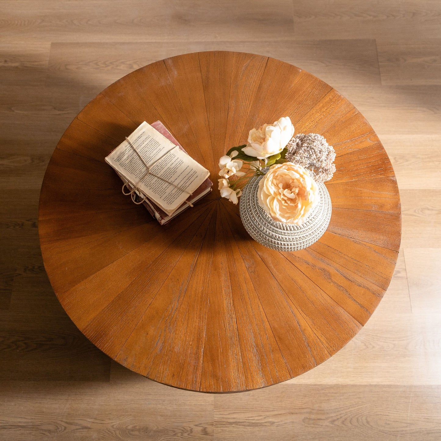 31.50"Vintage Style Bucket Shaped Coffee Table with storage function, for Office, Dining Room and Living Room, Brown image 6