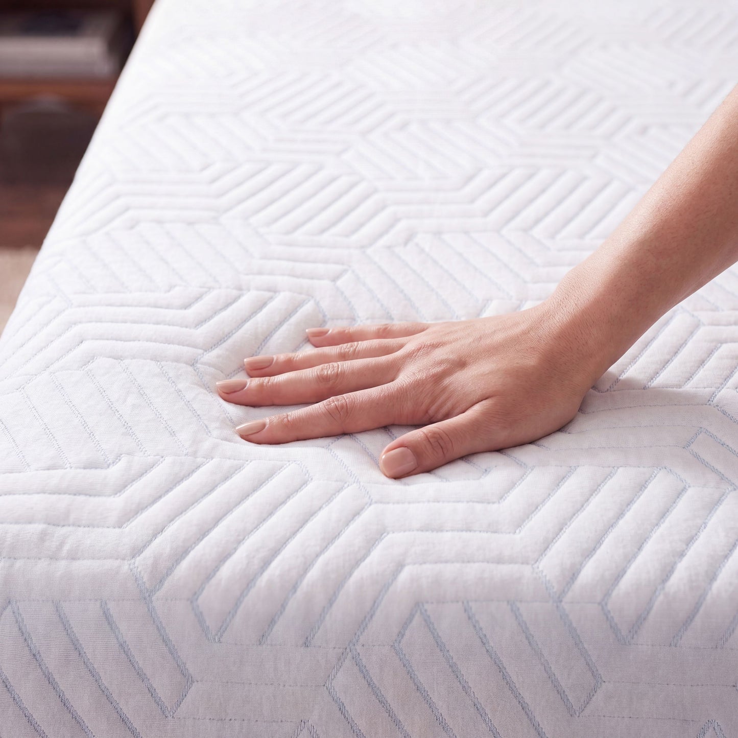 8 Inch Queen Firm Gel Memory Foam Mattress with Temperature Regulating Cover image 4