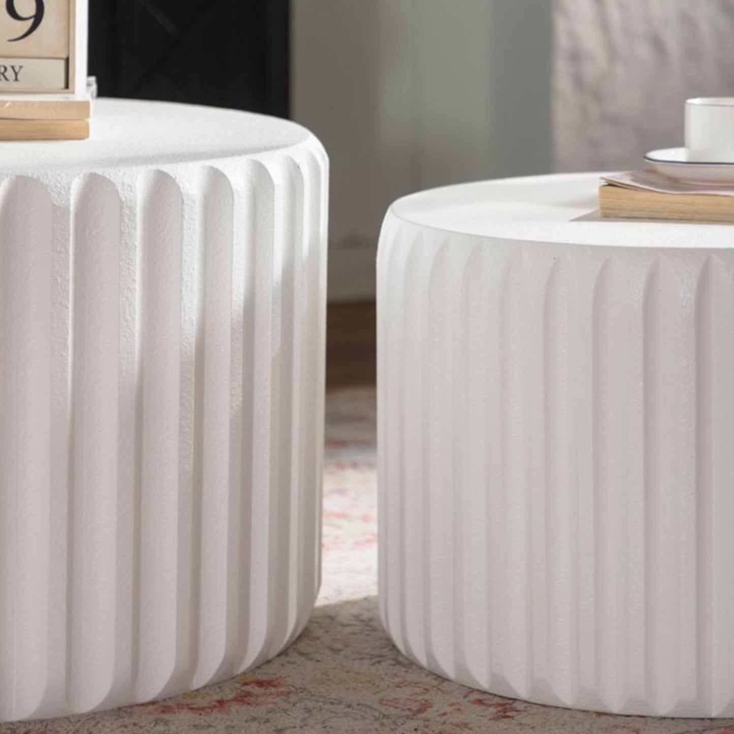 White Scalloped Round Coffee Table Set: Nesting Design, Elegant Curved-Edge Shape for Cozy Living Room Styling image 6