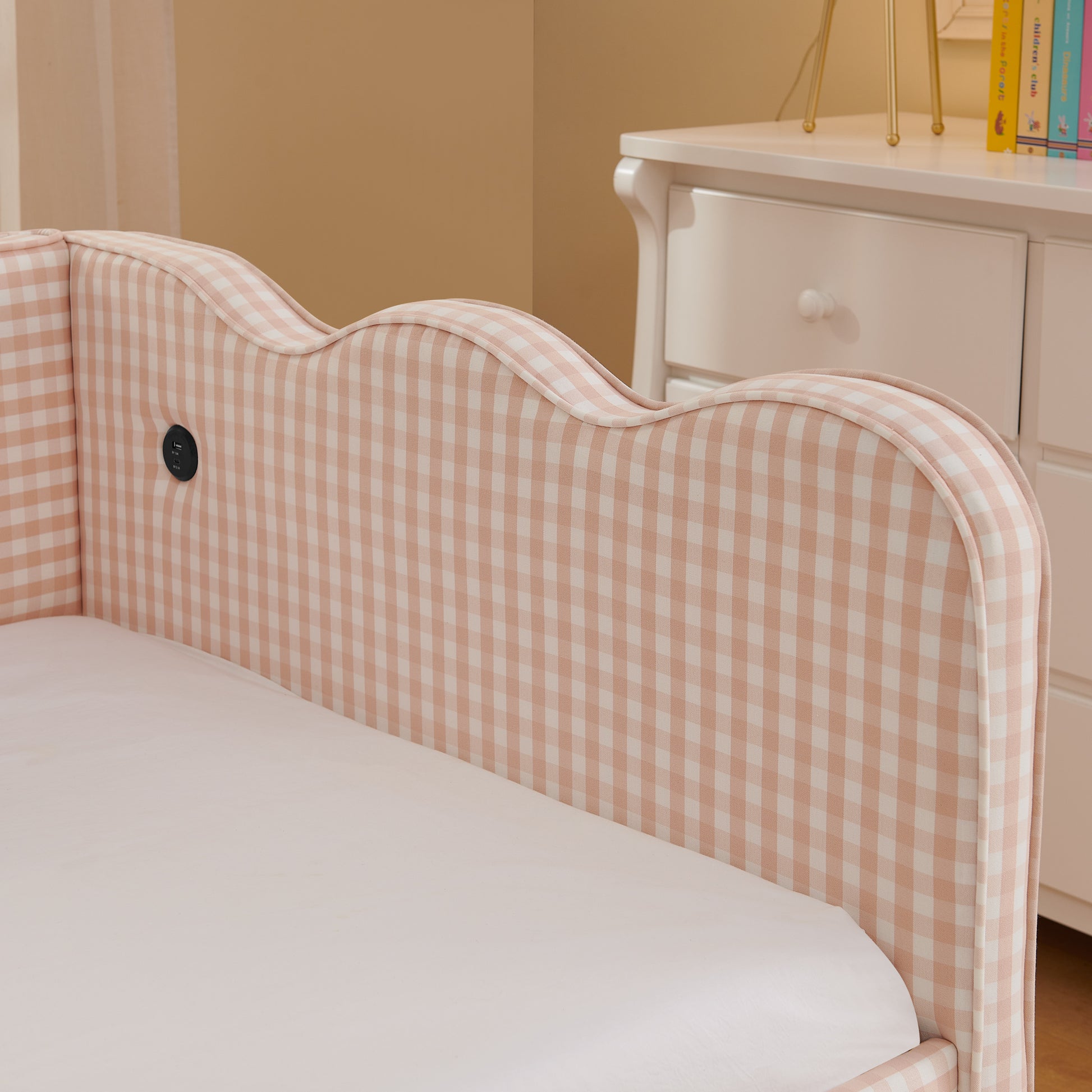 Cozy Gingham Daybed with Trundle Twin Size Sofa Bed No Box Spring Needed, with USB Port and Adorable Wave Shaped, Linen Fabric, Pink image 7