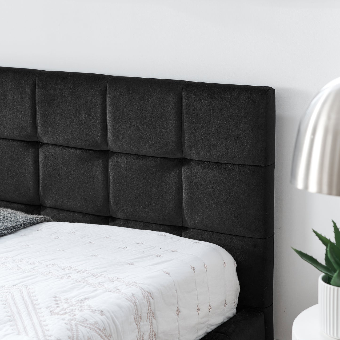 Queen Size Upholstered Tufted Bed Frame, Sofa Bed Frame with Comfortable Backrest and Armrests, Queen Size Bed for Bedroom, Living Room,Velvet, BLACK(85.5''*64.5''*30.5'') image 6