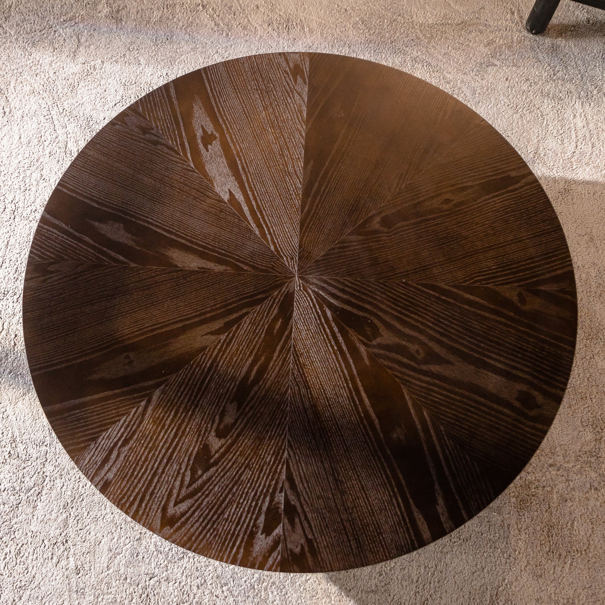 39.37" Retro Round Coffee Table with Storage Space, Suitable for Living Room and Office, Brown image 9