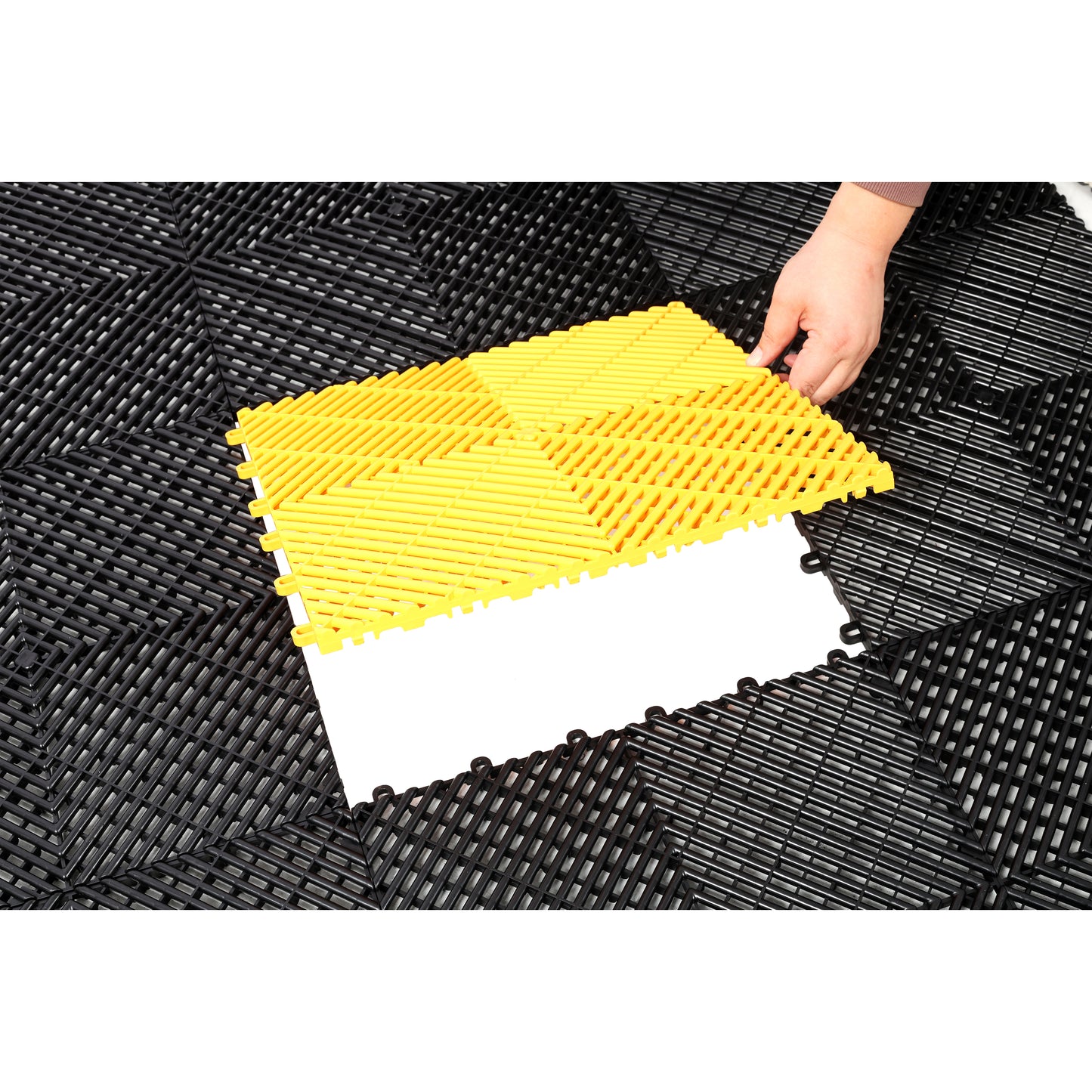 25pcs Plastic Garage Floor Mats,15.6"x15.6" Size,Non-Slip Interlocking Plastic Garage Floor Mat,Splicing Drainage Floor Tile and Shower Mat, for Garage, Garden, Kitchen & Outdoor, Black image 7