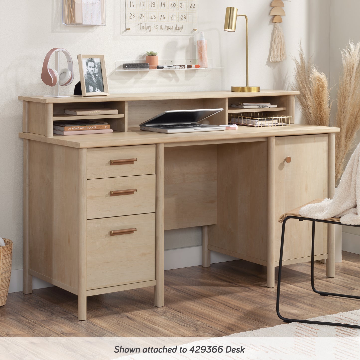 Hutch with Storage Cubbyholes, Maple finish image 2
