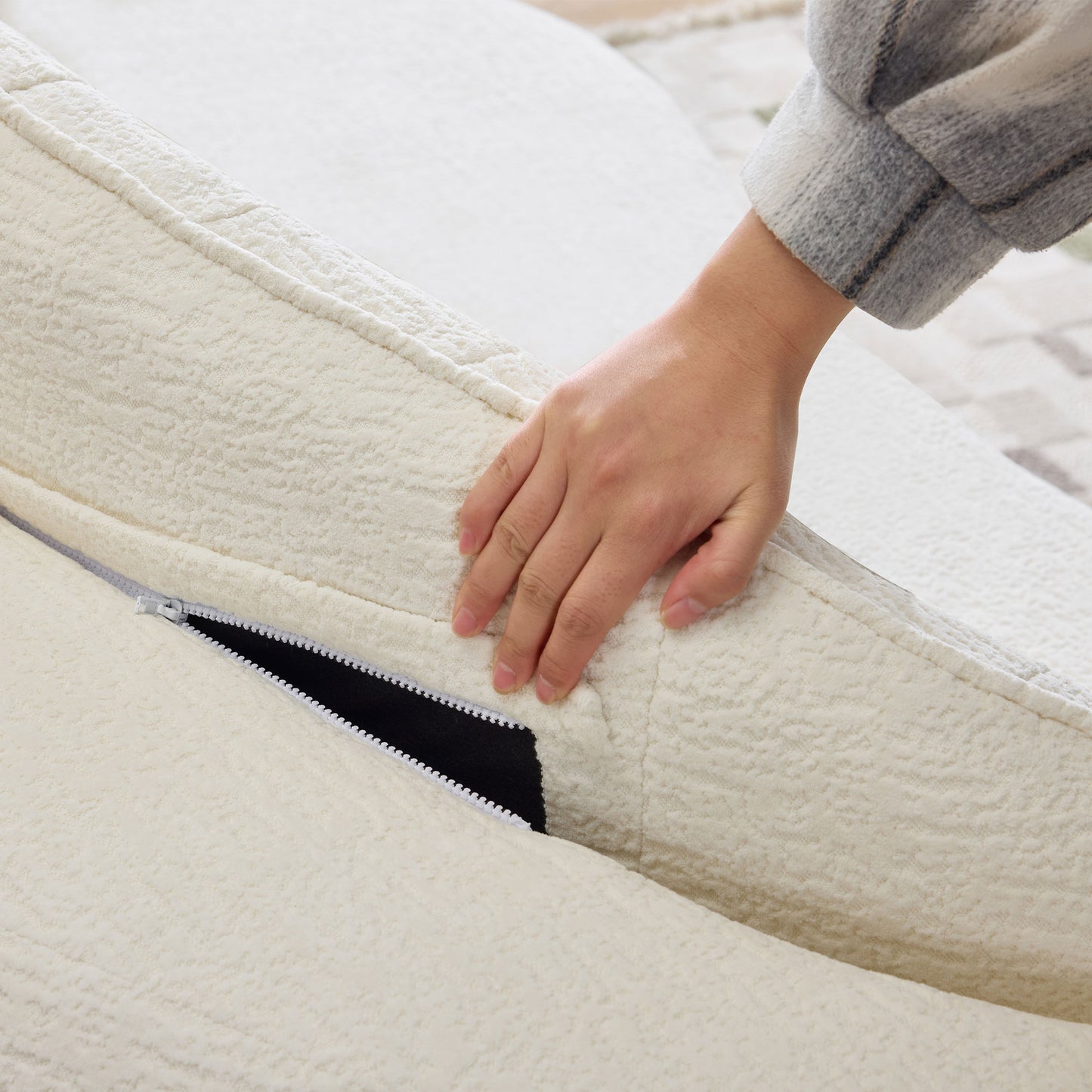 Curved two-seater fully compressed sofa, long-term sitting without collapse, removable backrest, white chenille fabric, simple, retro style, suitable for small spaces and apartments image 6