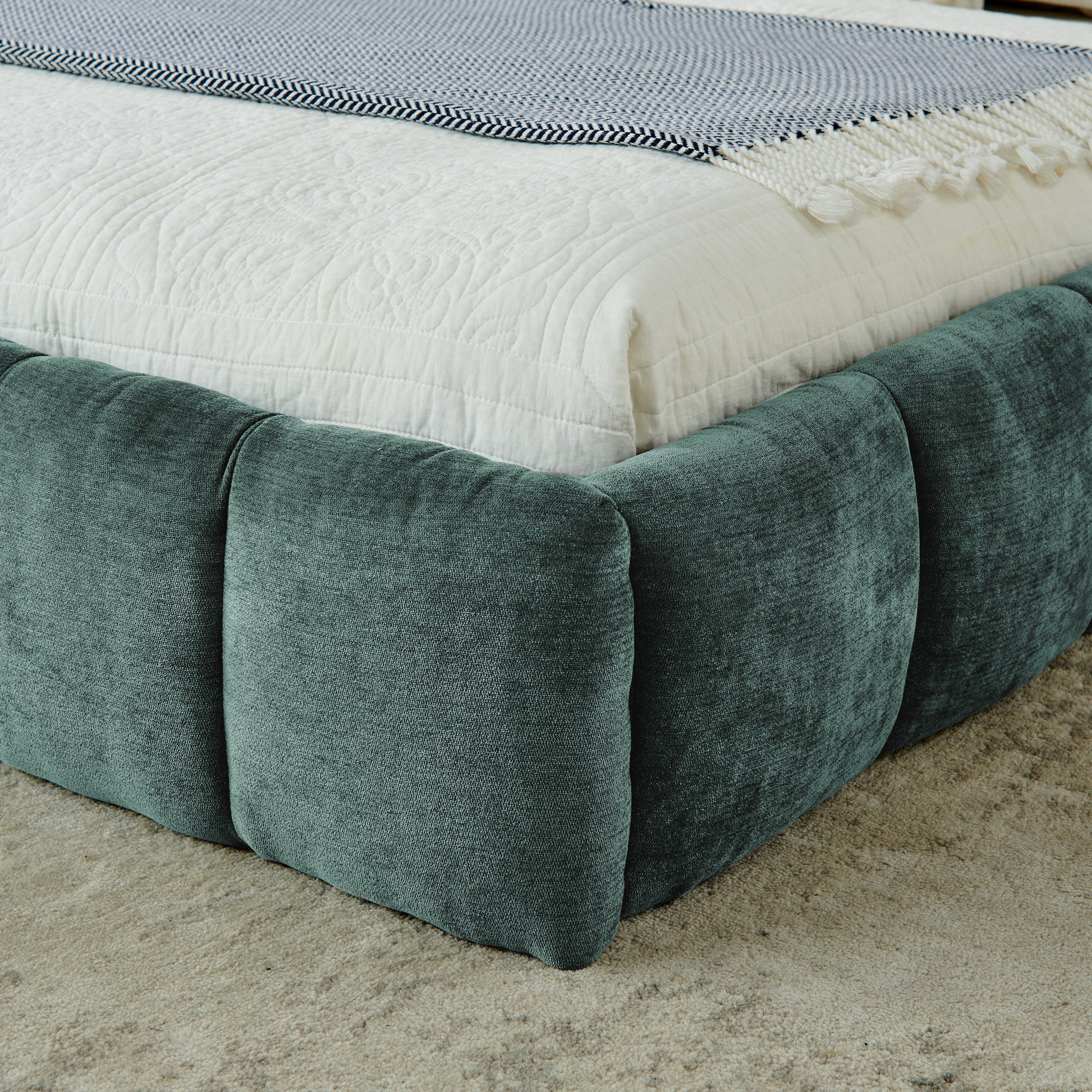King size Upholstered Bed Frame with Thick Fabric, Chenille Fabric Grounded King Size Platform Bed with Headboard and Solid Frame. No Box Spring Needed-green(88.5''*85.5''*24'') image 6