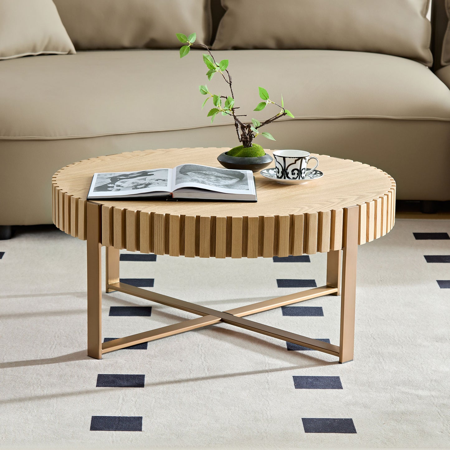 Modern Handcraft Drum Coffee Table 31.5 inch Round Coffee Table for Living Room,Small Coffee Table with Sturdy Pedestal,Natural Ash image 5