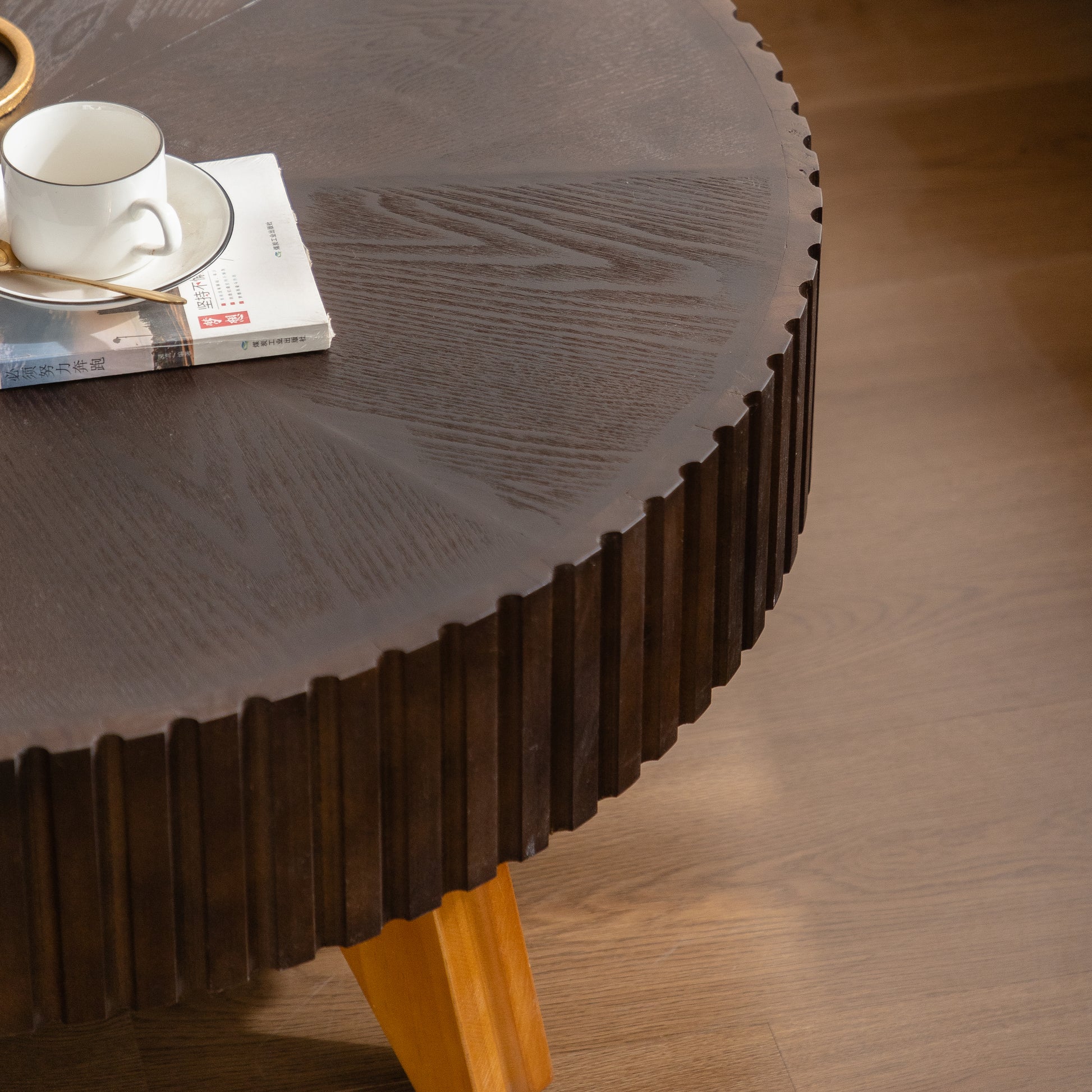35.4 "Round Retro Coffee Table, Coffee Table Suitable For Coffee and Home Decor, Brown image 6