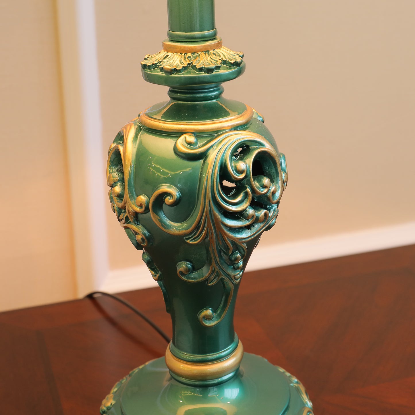 Farmhouse Table Lamps for Living Room Bedroom, Vintage Table Lamp with Nightlight (BULB INCLUDED), Dark Green Hollow Out Resin Lamp for End Table image 4