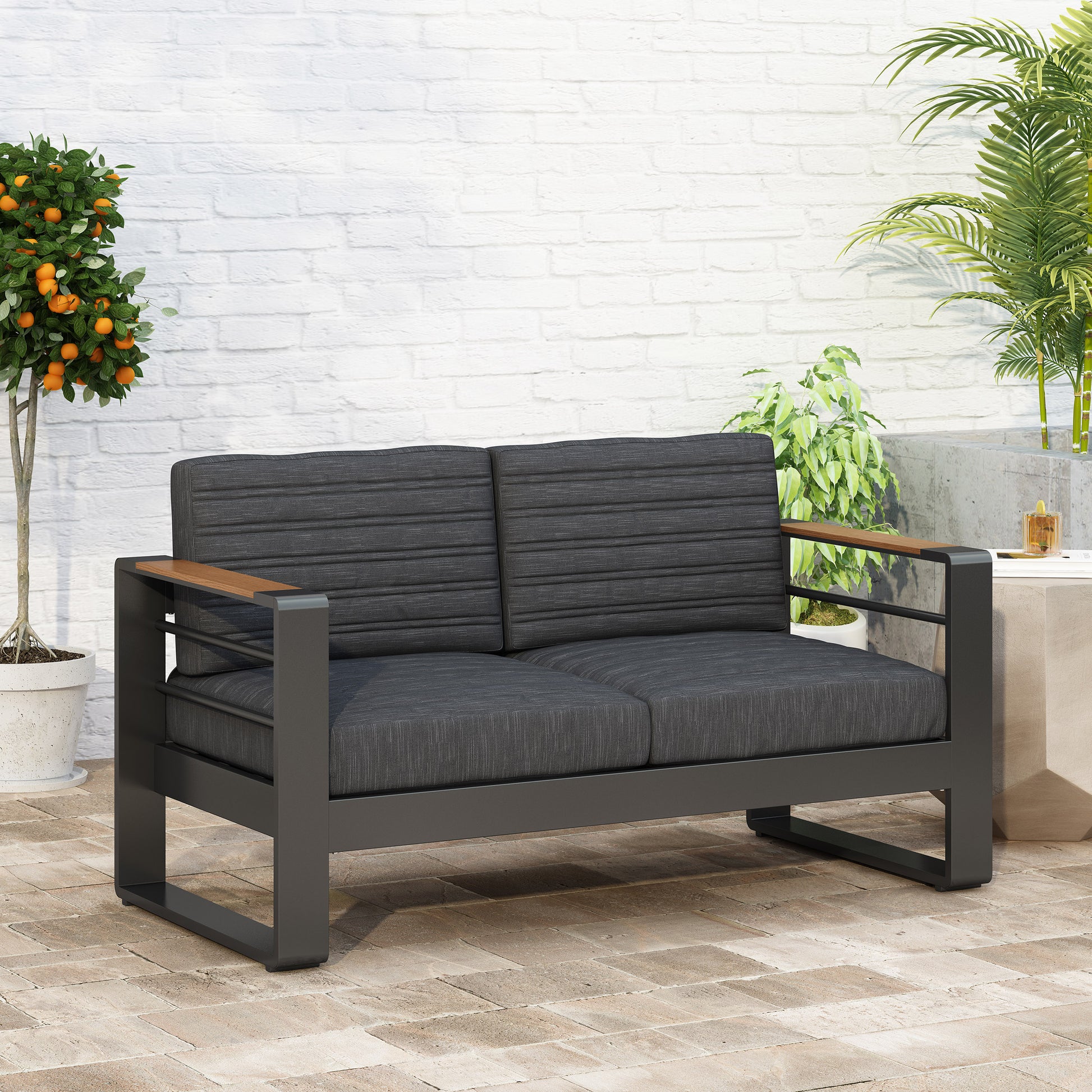 GIOVANNA LOVESEAT image 1