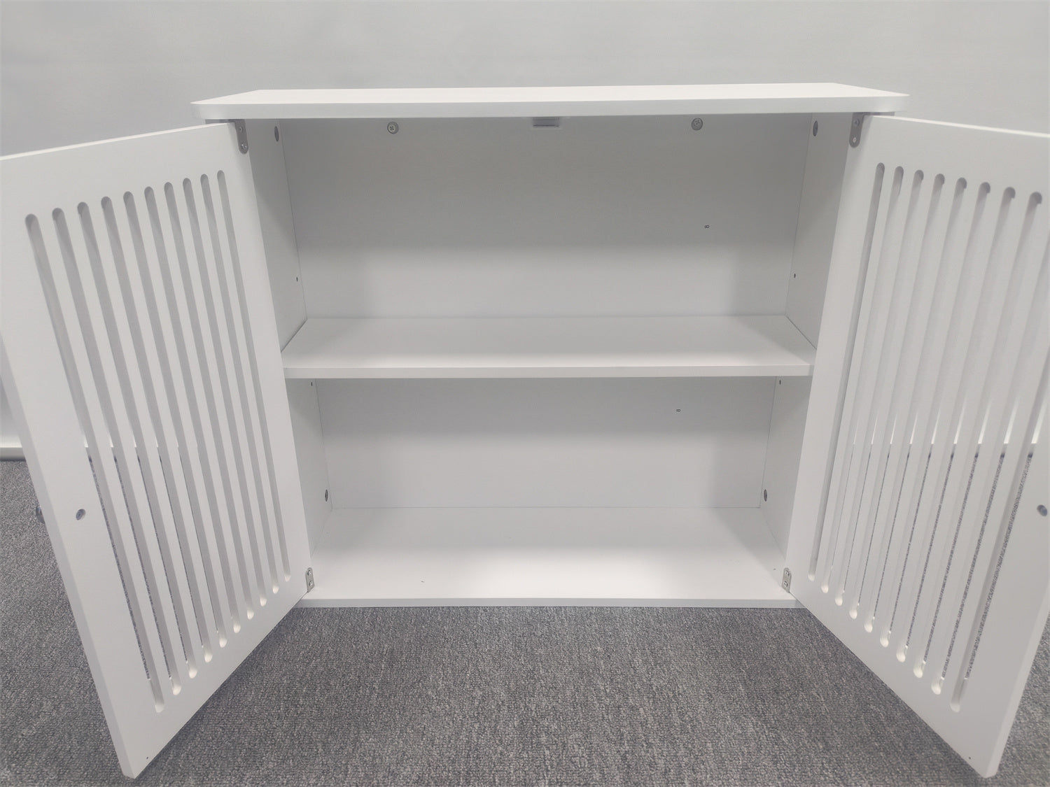 Bathroom wall-mounted cabinet, louvered double-door wall-mounted bathroom storage cabinet, practical medicine cabinet, household wall storage cabinet, white. image 3