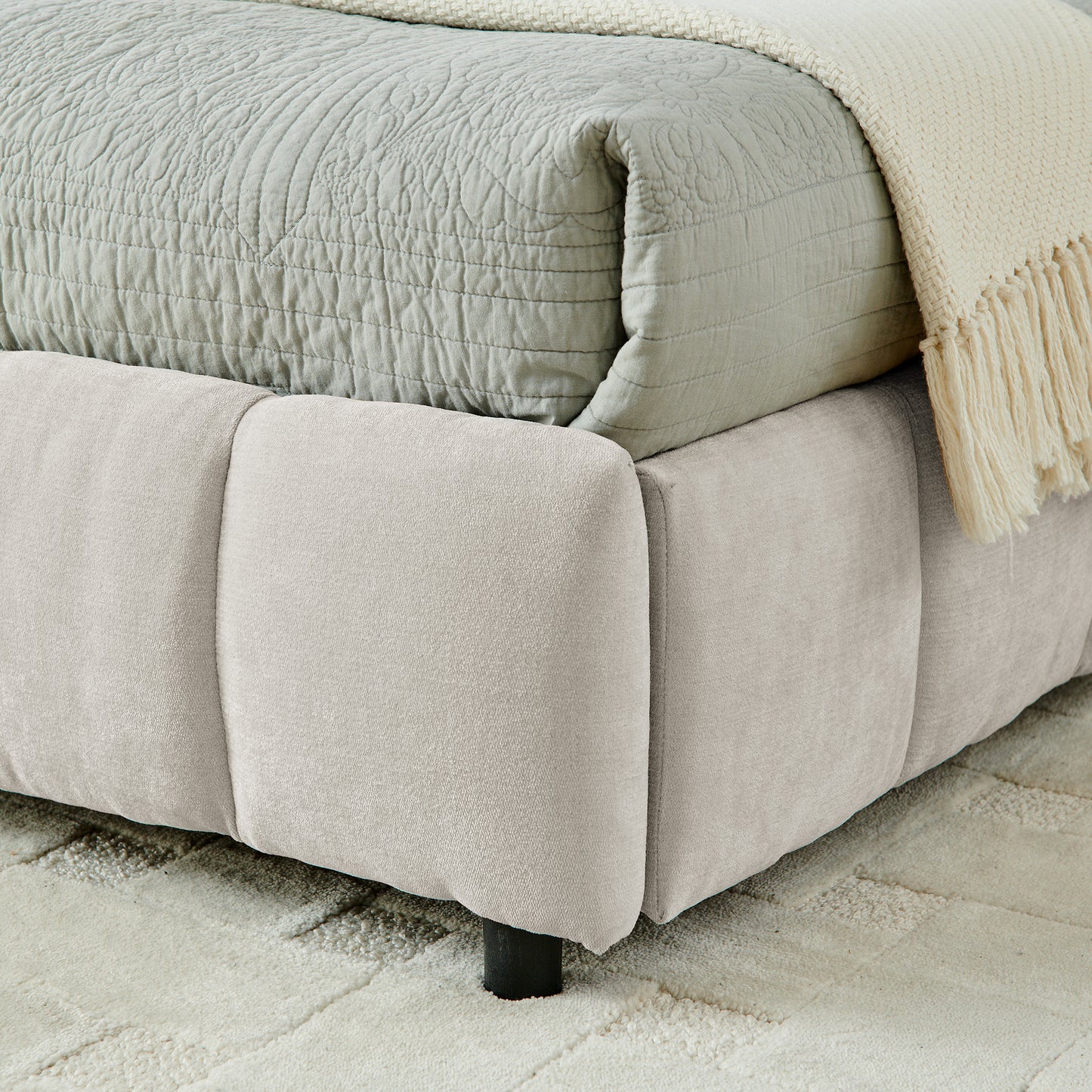 King Size Upholstered Bed,comfortable upholstered bed frame, Chenille fabric, with headboard and solid bed frame. With drawer for storage.-Beige(88.5''*85.5''*31'') image 9
