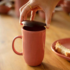 13.5 OZ Ceramic Peach Coffee Mug with Wooden Lid – Elegant & Functional Drinkware