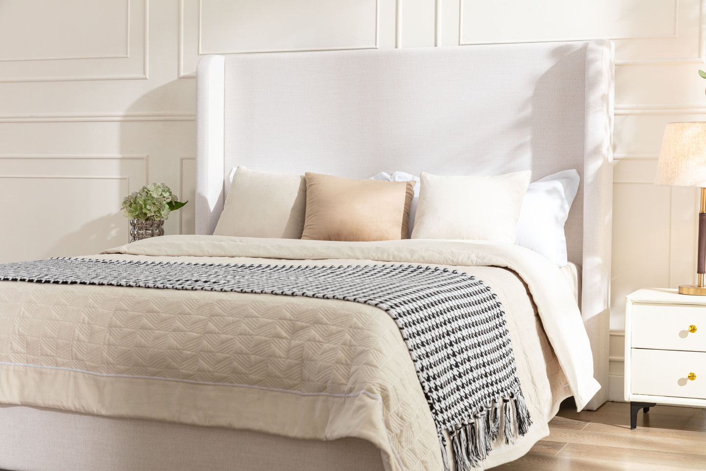 Hayden Upholstered Wingback Bed Size Queen / Tall 54" Headboard Upholstered Queen Bed / Without Wooden Slats / Box Spring Request / Queen / Textured Ivory Canvas / Elegant Simplicity / Easy Assembly image 7