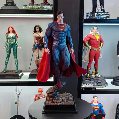 DC Justice League Man of Steel Superman GK Statue Figure Fashion Model Ornament