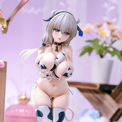 Uzaki-chan Cow Model Figure Anime Girl Computer Case Decoration Bed Hand Figure Swimsuit