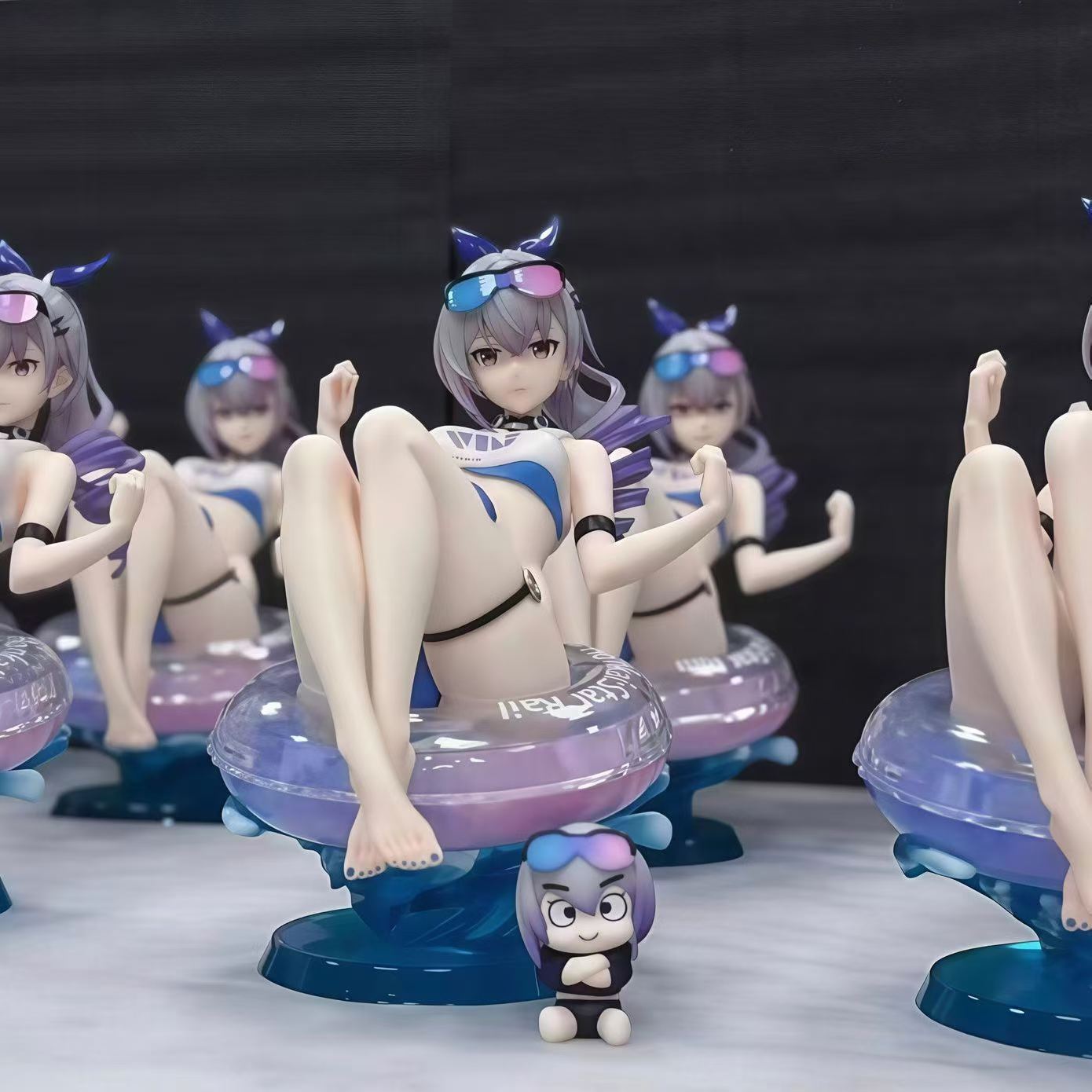 Swimming Ring Silver Wolf Anime Girl Figure High Quality Model Statue Desktop Decoration