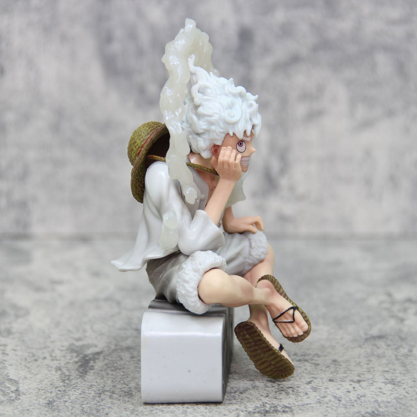 One Piece Nika Luffy GK Sun God Gear 5 B-HS Sitting Model Figure Boxed
