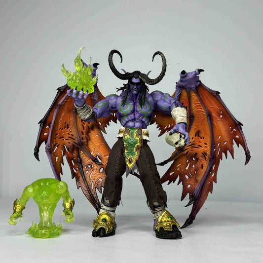 World of Warcraft Illidan Stormrage GK Light-Up Boxed Statue Model Desktop Ornament