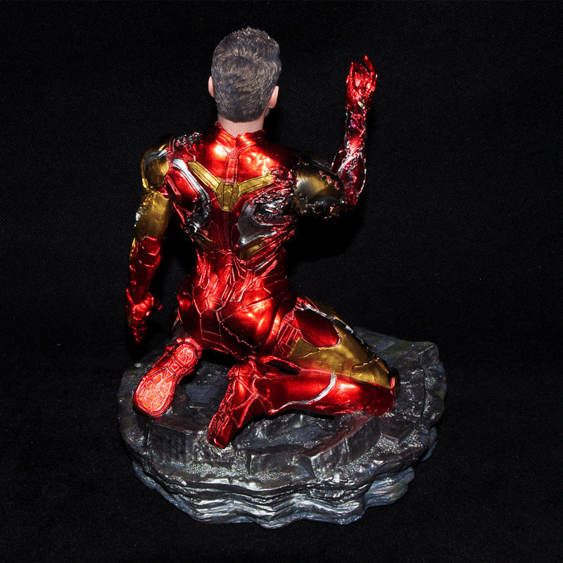 Avengers 4 GK Iron Man MK85 Battle Damaged Kneeling Snap Statue Figure Model