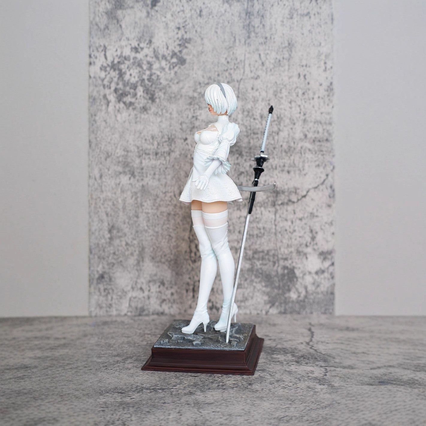 Game Goddess Nier 2B Girl Anime Girl Dual Head Figure PC Case Ornament Boxed Handcraft