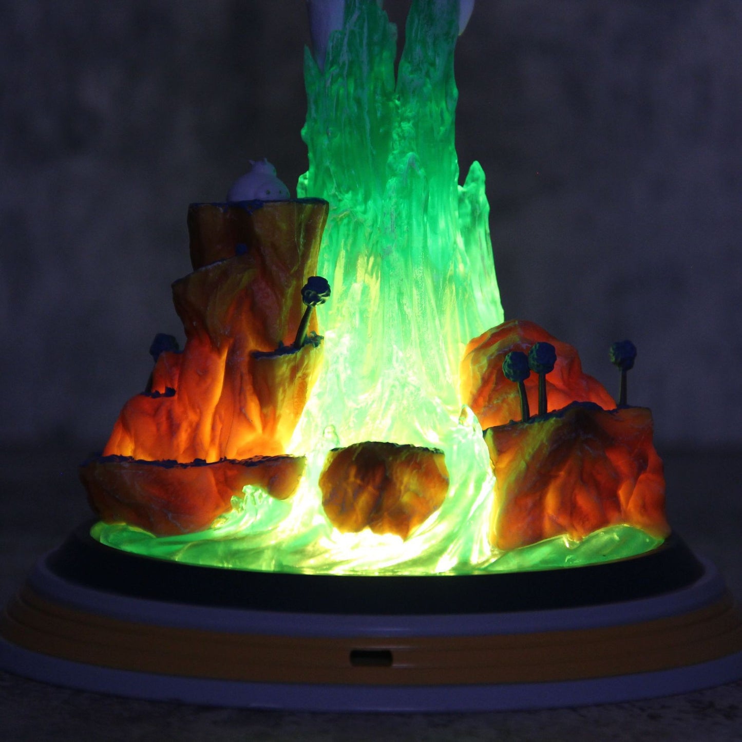 Dragon Ball Diving Vegeta Figure Glowing Model Anime Goku Super Saiyan Series