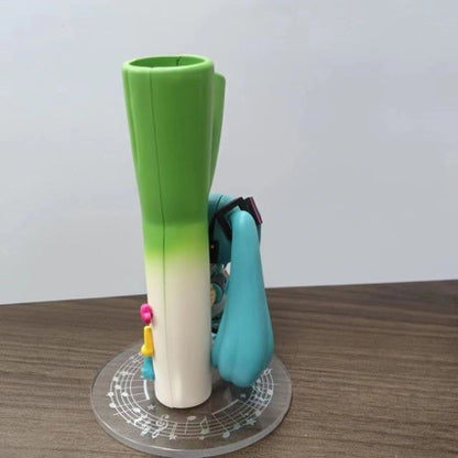 Hatsune Miku Holding Scallion Anime Figure Ornament Gift Chinese