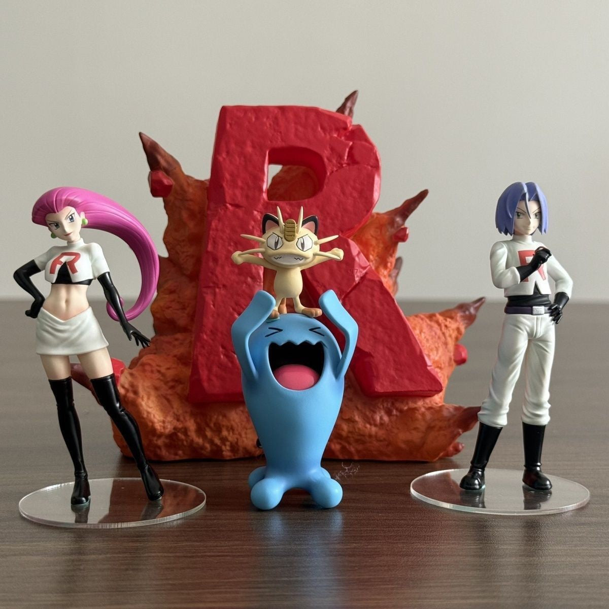 ZF Team Rocket - Meowth Hot Air Balloon, Musashi, Kojiro, Wobbuffet Figure - Pokemon