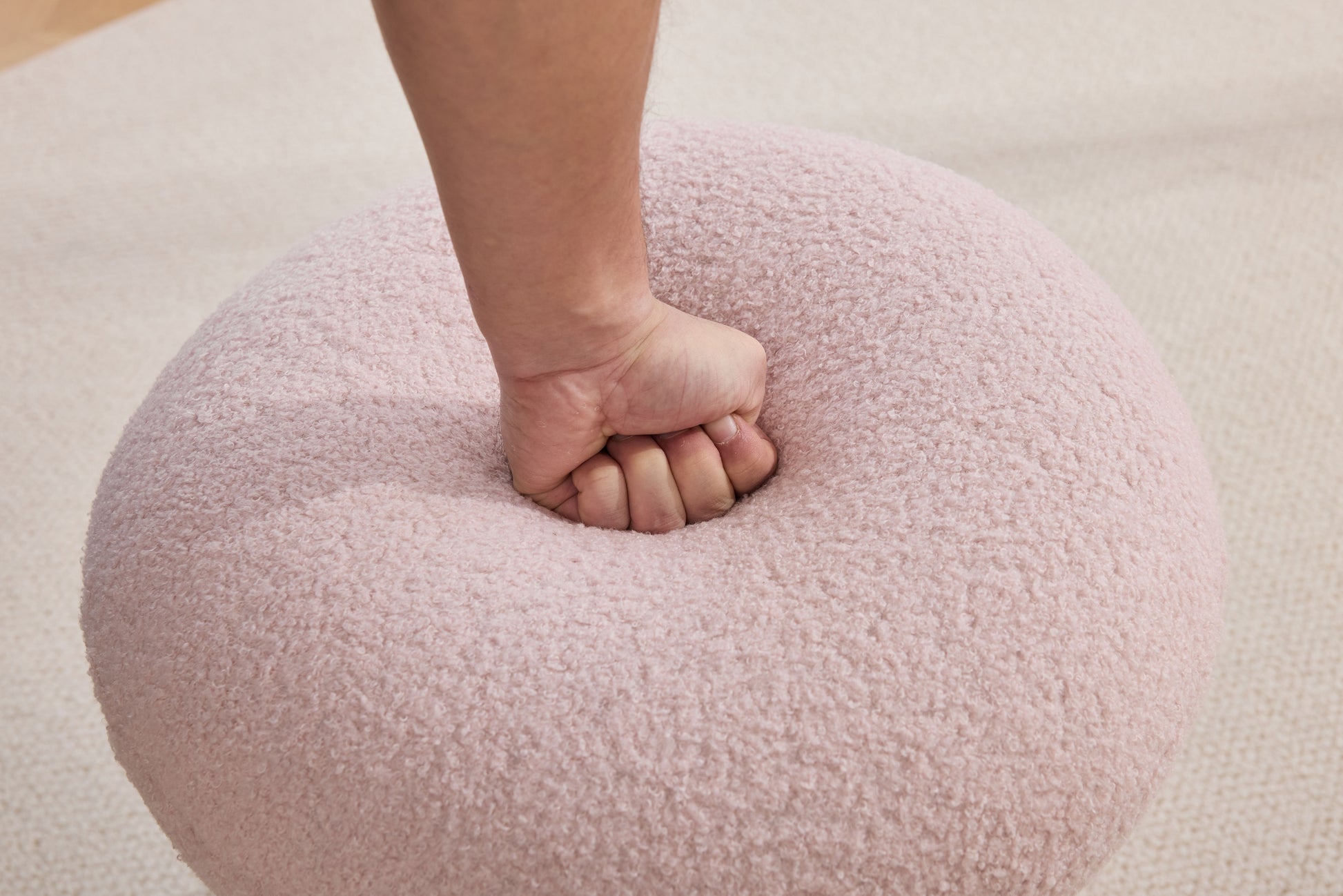 066-Teddy Fabric Soft-padded Footstool, Mushroom shaped Ottoman, Shoe-changing Stool, Makeup Stool,No Installation Required, Suitable For Bedrooms, Living Rooms, Powder Rooms Or Entrances, Pink image 11